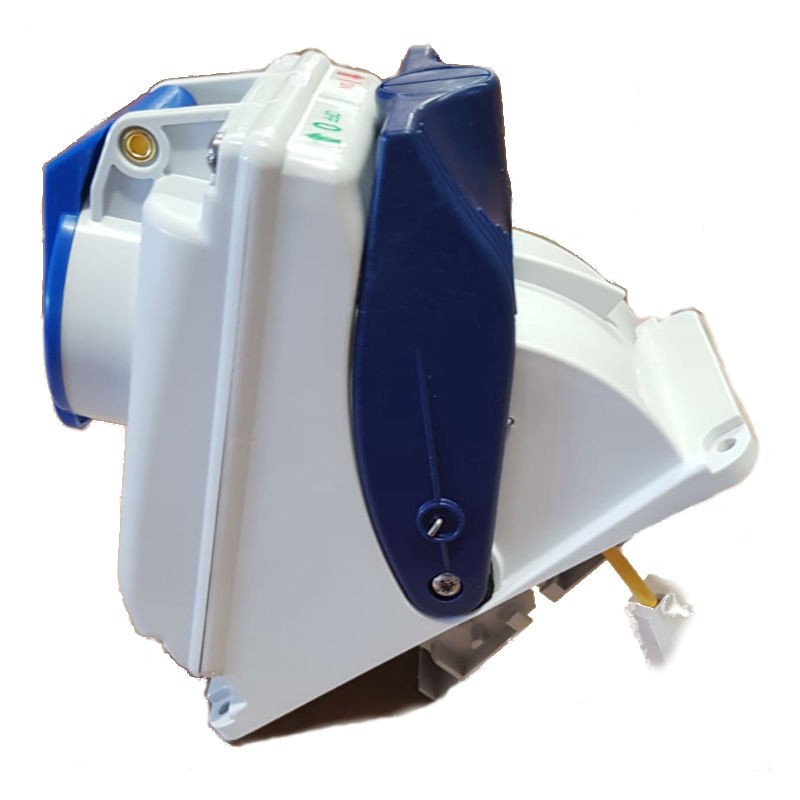 Gewiss vertical 2P+E 16A IP44 prise verrouillée GW66426