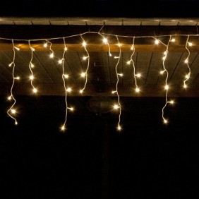 Cascade de Noël Wimex ICICLE SNOWFALL avec 96 LEDs chaudes Warm 4501957X