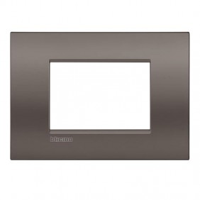 Placca Bticino LivingLight AIR argilla 3 posti...