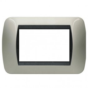 Bticino Living International placca 3 moduli...