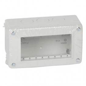 Legrand wall-mounted housing 4 modules IP40 680604