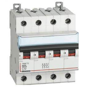 BTICINO INTERRUPTEUR MAGNÉTOTHERMIQUE 4 PÔLES...