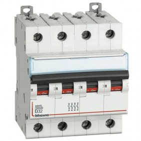 Bticino interruptor de circuito-4P D 32A 6 ka,...