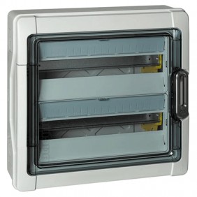 BTICINO Centralita mural de 24 módulos IP65...