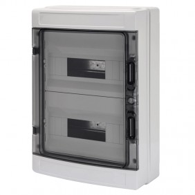 Gewiss-Schaltschrank mit geräucherten...