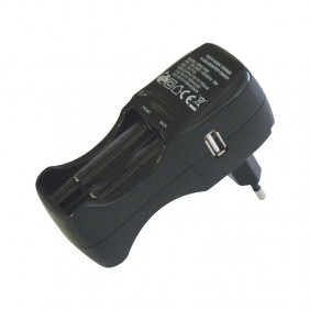 Chargeur de batterie avec prise USB Melchioni...