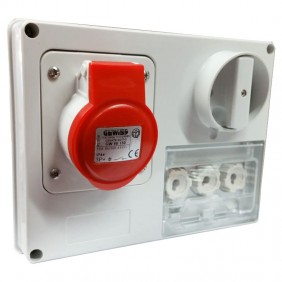 Prise verrouillée Gewiss 3P+T 16A IP44 380V...