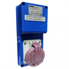 Prise verrouillée Gewiss verticale 2P 16A IP67...