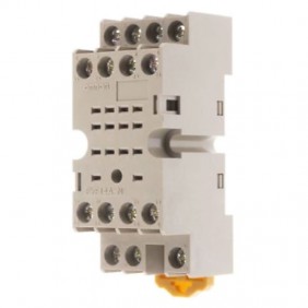Socket, Omron des relais de la série carte my4...