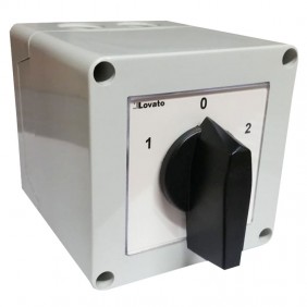 Switch line Lovato with knob 4P 32A in box...