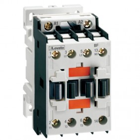 Lovato four-pole contactor 32A 24VAC coil...
