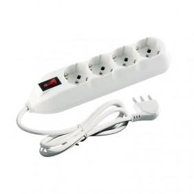 Bticino Mehrfachsteckdose mit Poker 4 deutsche...